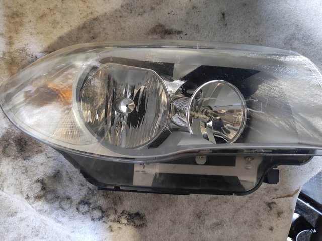 Основна фара - вставка 63126924486 BMW