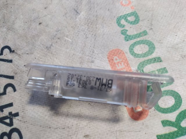 Плафон освітлення кабіни 63318363604 BMW