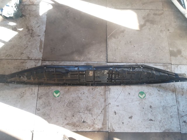 Водостік лобового скла, жабо 667003E100 HYUNDAI