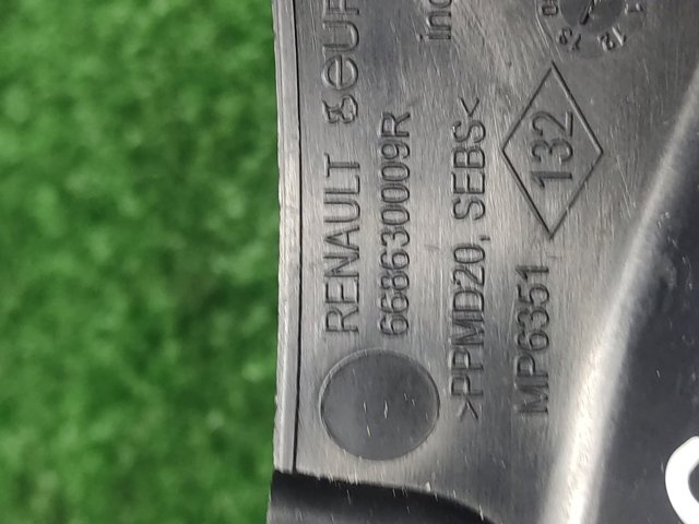 Водостік лобового скла, жабо 668630009R RENAULT
