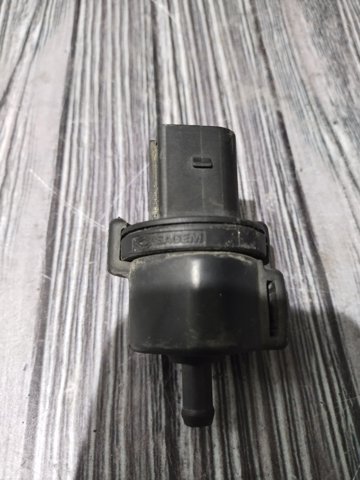 Клапан парів бака 6Q0906517 VAG