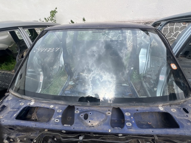 Автомобільне скло 727121S515 NISSAN