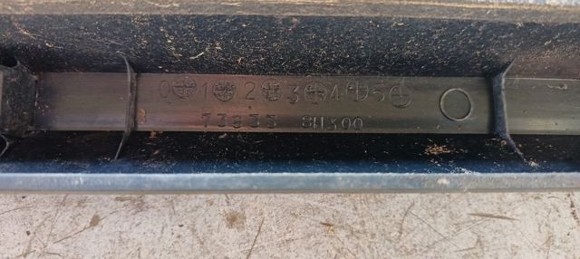 Автомобільний рейлінг на дах лівий 738218H610 NISSAN