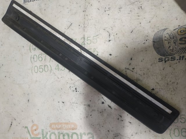 Накладка дверного порогу внутрішня, передня ліва 7700304861 RENAULT