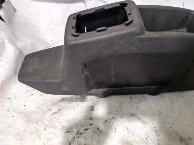 Центральна консоль торпеди 7700351867 RENAULT