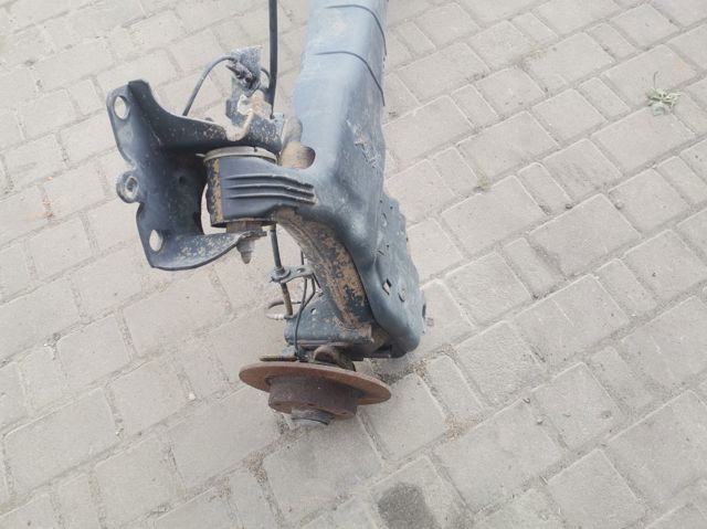 Балка задньої підвіски поперечна 7701478434 RENAULT