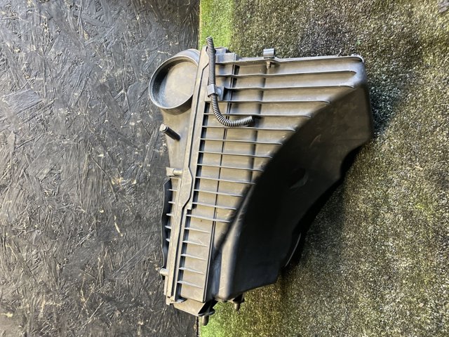 Коробка фільтра 7L0129607 VAG