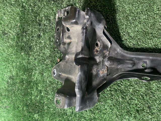 Кронштейн замку капоту 7L0805799D VAG