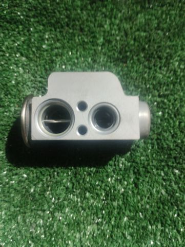 Клапан TRV, кондиціонера 7L0820679D VAG