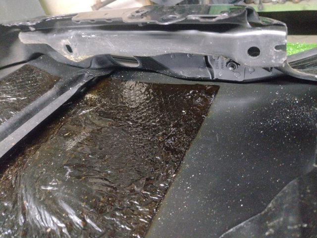 Двері пасажирські задні праві 7L0833056M VAG