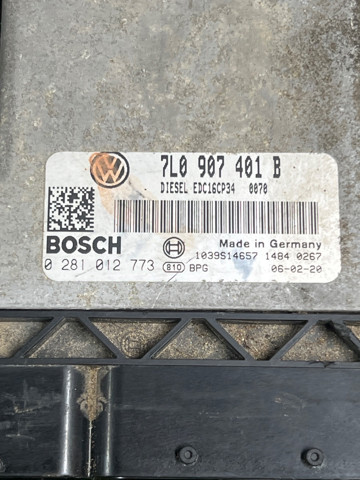 Блок двигуна 7L0907401B VAG