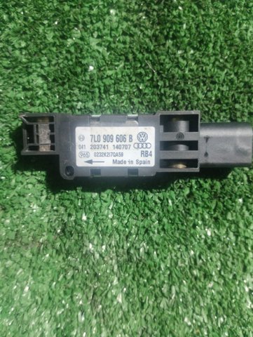 Датчик AIRBAG передній 7L0909606B VAG