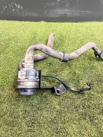 Помпа водяна, додатковий електричний 7L0965561L VAG