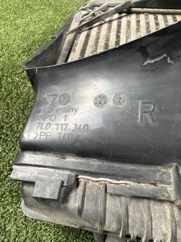 Радіатор інтеркулера 7L6145804 VAG
