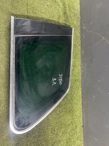 Скло кузова/багажного відсіку, ліве 7L6845297AS VAG