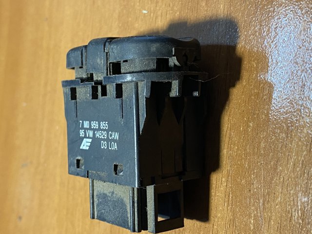 Кнопки заднього склопідіймача 7M0959855 VAG