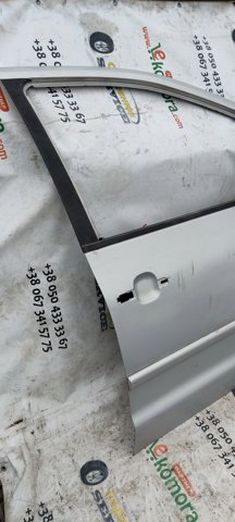 Дверка передня права 7M3831022C VAG