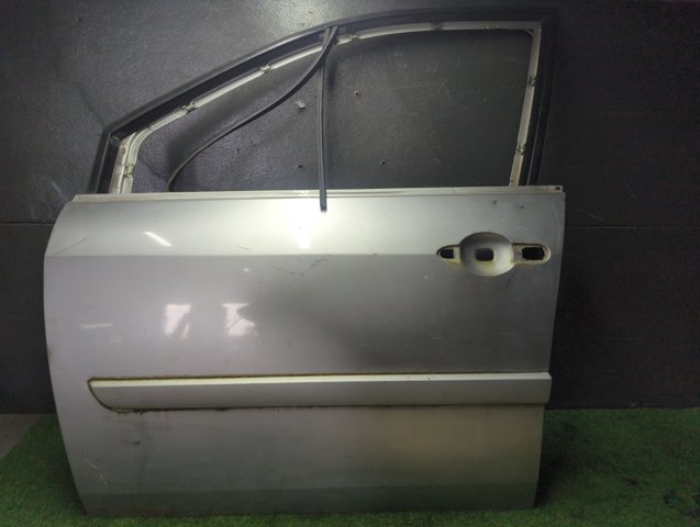 Водійські двері Renault Scenic 2