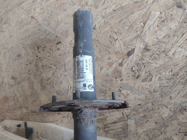 Стійка задня права 8195326 BMW
