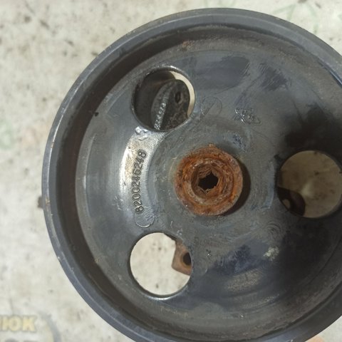 Насос гідропідсилювача керма (ГПК) 8200100082 RENAULT