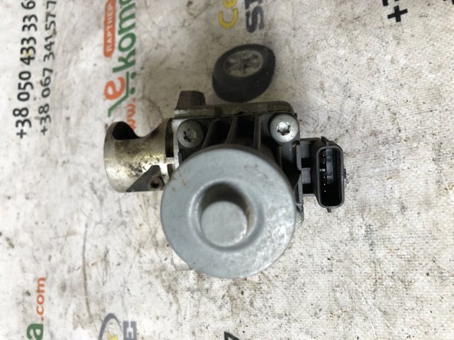 Клапан EGRсістеми рециркуляції відпрацьованих газів 8200129863 RENAULT
