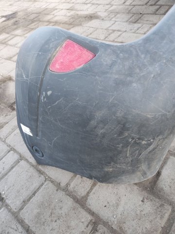 Бампер задній 8200137254 RENAULT