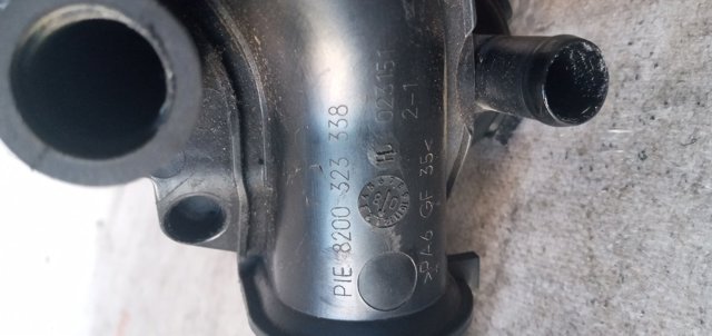 Масловіддільник газів 8200323338 RENAULT