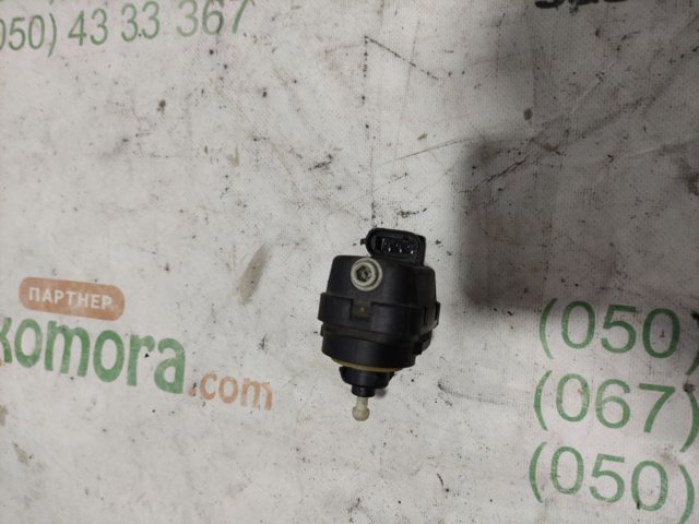 Гідрокоректор фар 8200402521 RENAULT