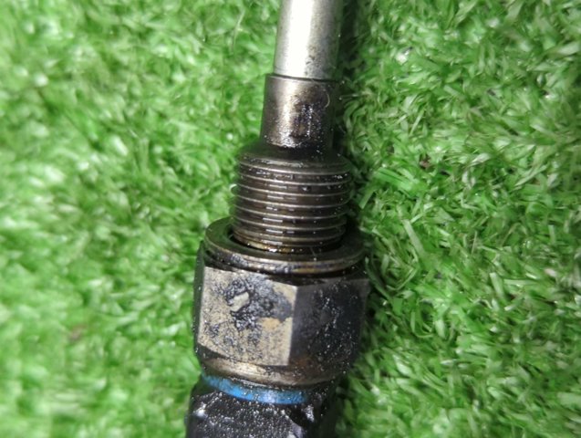 Датчик рівня масла двигуна 8200466969 RENAULT