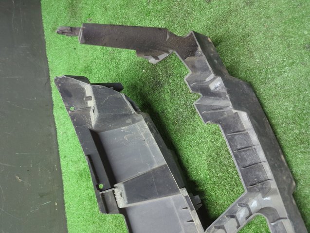 Панель передня 8200479758 RENAULT