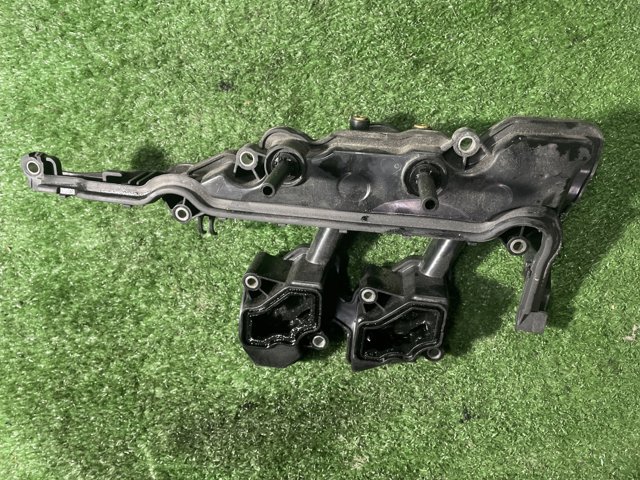 Кришка двигуна 8200673395 NISSAN