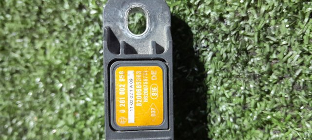 Датчик тиску повітря 8200685363 RENAULT