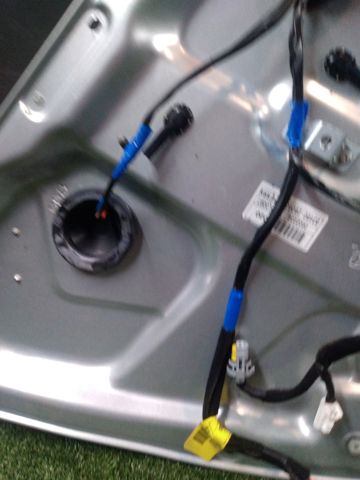 Механізм склопідйомника двері задньої, правої 834812B000 HYUNDAI
