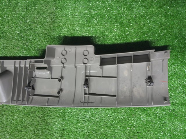 Накладка задньої панелі багажника 84992EQ000 NISSAN