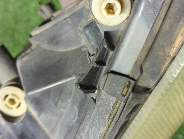 Фара дальнього світла в зборі 89100054 OPEL
