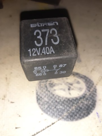 Реле вентилятора 8D0951253A VAG