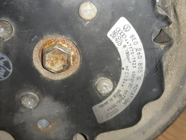 Насос кондиціонера 8E0260805G VAG