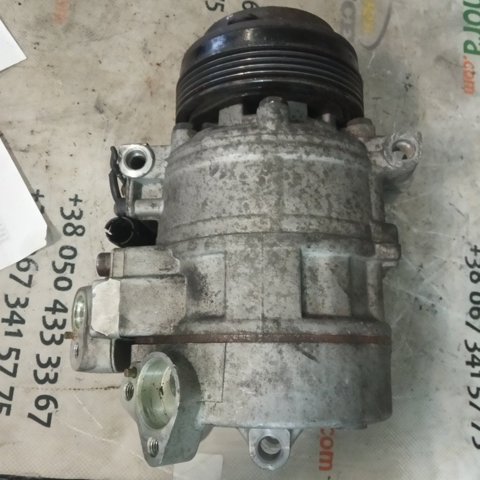 Насос кондиціонера 8FK351176501 BMW