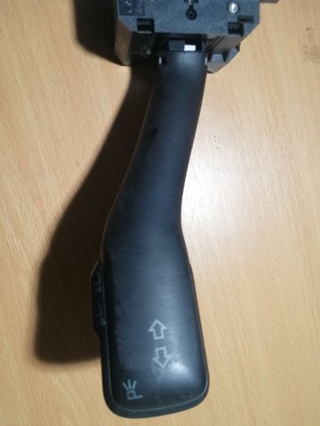 Перемикач підрульовий, лівий 8L0953513G VAG