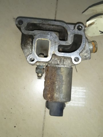Клапан EGR 90570476 OPEL