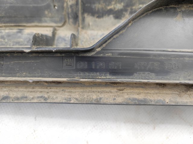Водостік лобового скла, жабо 9179871 OPEL