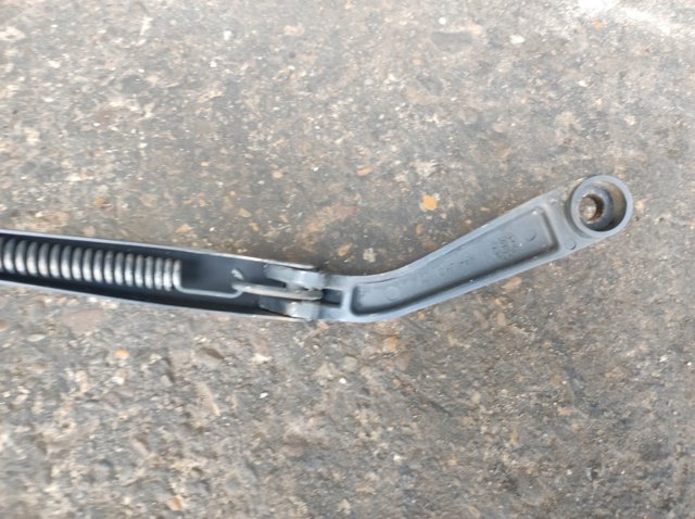 Важіль склоочисника 98341H1002 HYUNDAI