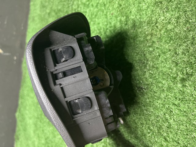 Подушка AIRBAG передня ліва 985701921R RENAULT