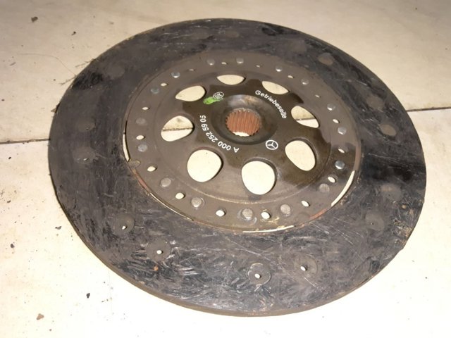 Диск зчеплення A0002525905 MERCEDES