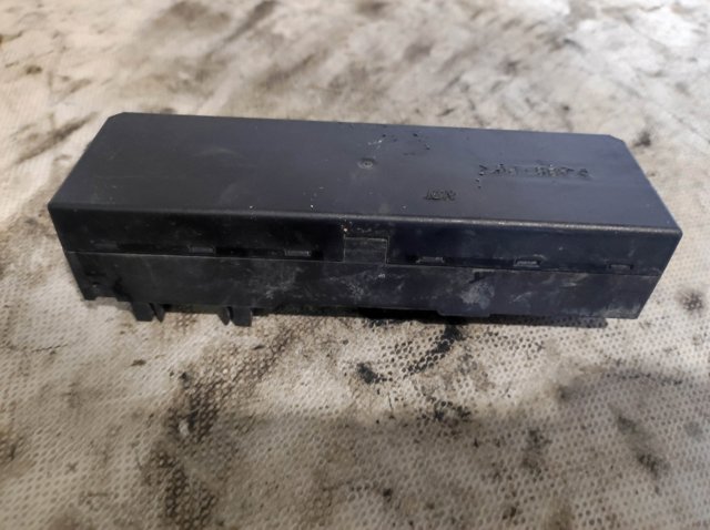 Блок реле A0005400172 MERCEDES
