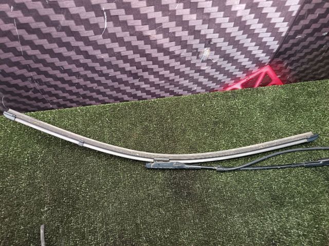 Ричаг двірника A0018205944 MERCEDES