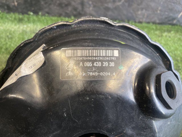 Підсилювач (гідровакуумний) A0054303930 MERCEDES