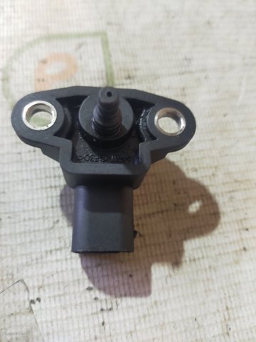 Датчик наддува A0061539828 MERCEDES