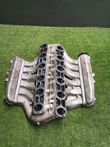 Колектор впускний A1371400101 MERCEDES