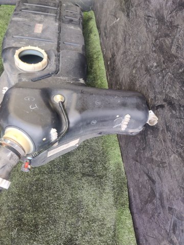 Бак паливний A1634702401 MERCEDES